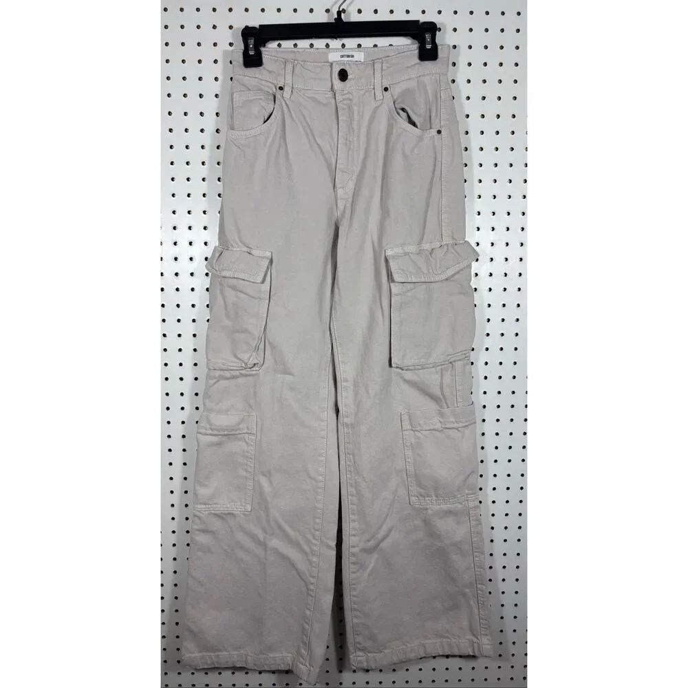 Cotton on woman’s wide leg cargo jeans size 2